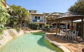 Gorgeous Studio + 100M To Beach + Pool