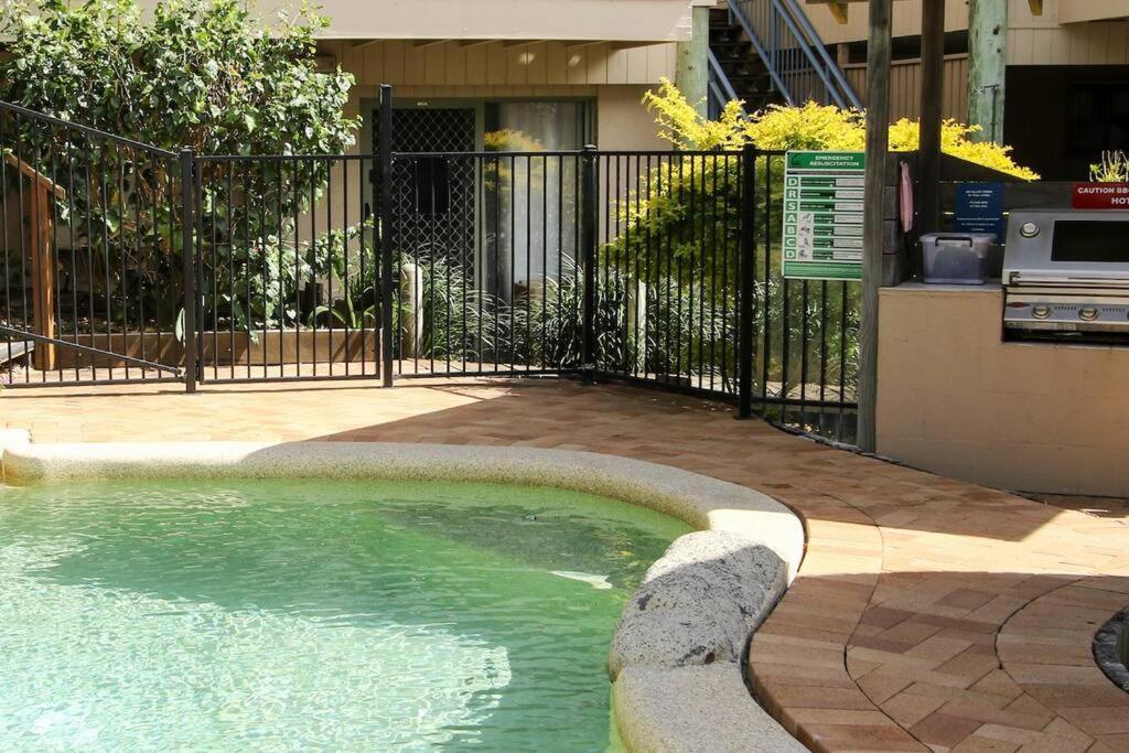 Gorgeous Studio + 100M To Beach + Pool Point Lookout Exterior photo
